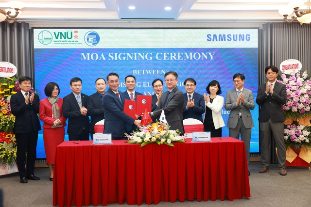 Đại học Quốc gia Hà Nội hợp tác với Samsung đào tạo lĩnh vực bán dẫn và vi mạch