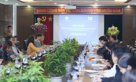 Tọa đàm 