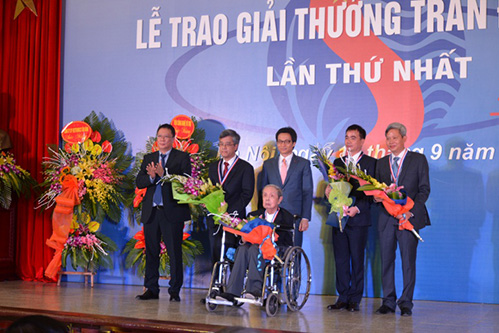 Trao Giải thưởng Trần Đại Nghĩa lần thứ nhất