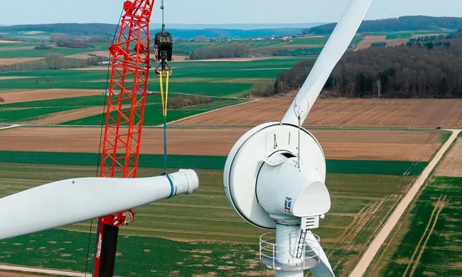 Cánh turbine gió bằng gỗ dài nhất thế giới