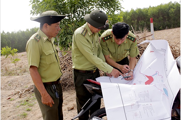Ứng dụng thiết bị thông minh để bảo vệ rừng