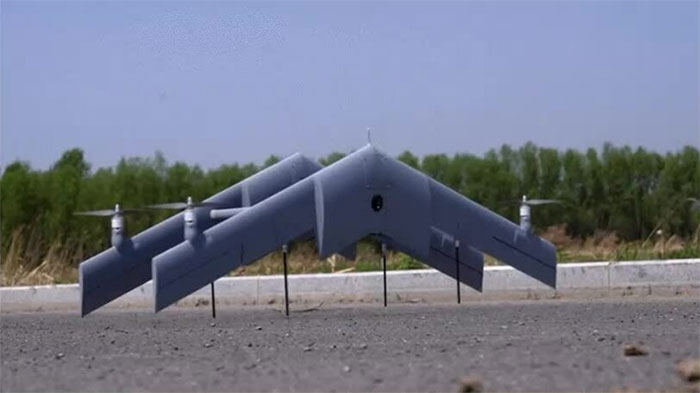 Drone cánh song song có thể cất hạ cánh thẳng đứng