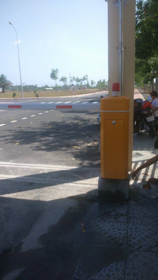 Rào chắn, barrier tự động giao thông