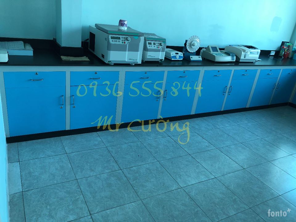 Bàn thí nghiệm áp tường cho phòng LAB- Thiết bị thí nghiệm