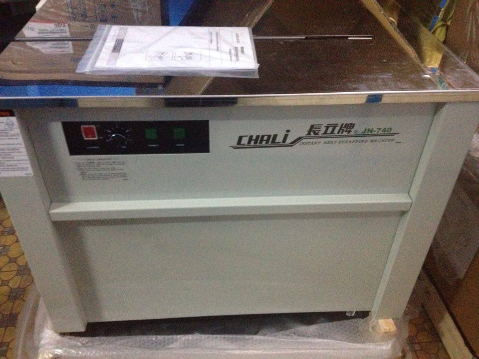 Máy đóng đai thùng carton bán tự động Chali JN-740