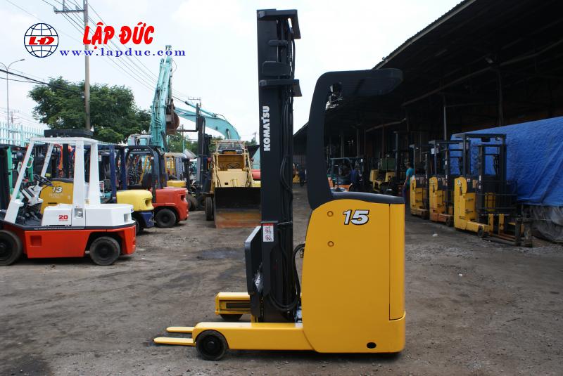 Xe nâng điện đứng lái cũ 1.5 tấn KOMATSU FB15RL# 14  giá rẻ