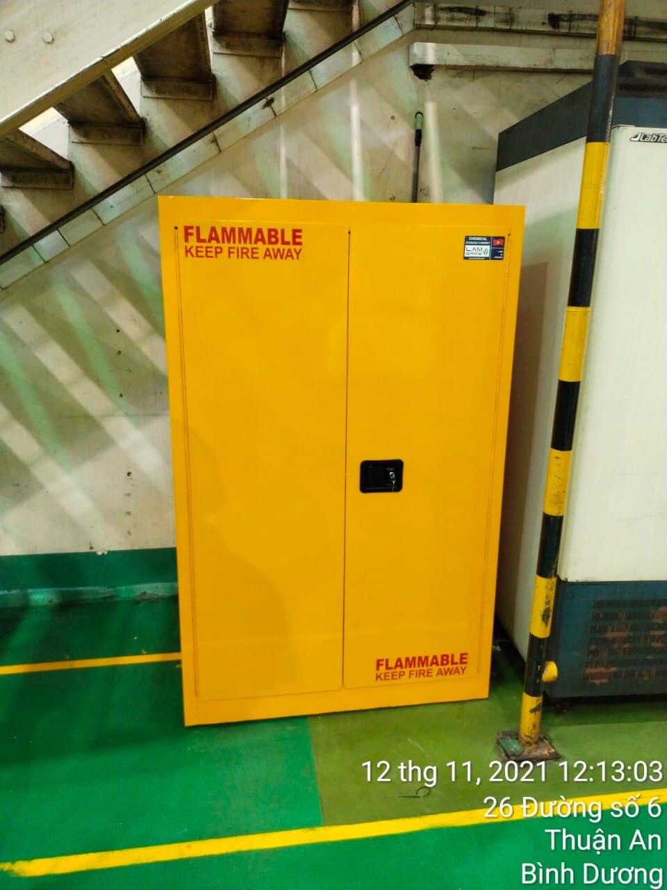 TỦ CHỨA DUNG MÔI CÓ THỂ CHÁY LOẠI 2 CỬA Model: LV-FM170