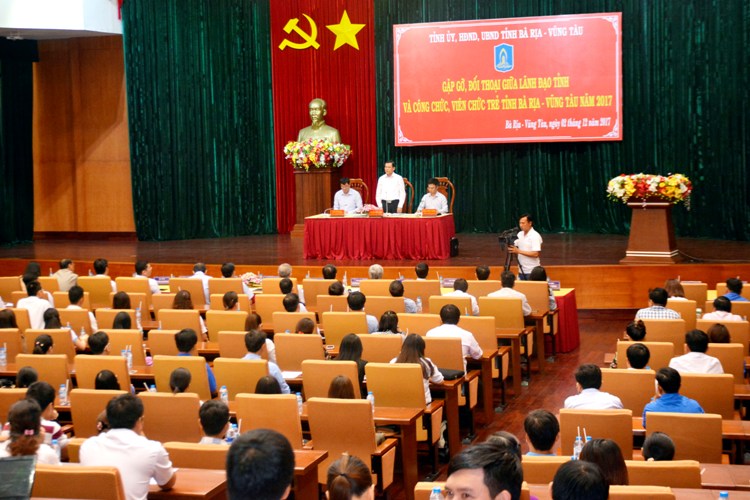 Buổi gặp gỡ, đối thoại giữa lãnh đạo tỉnh và công chức, viên chức trẻ tỉnh Bà Rịa- Vũng Tàu