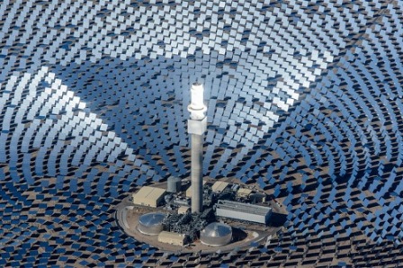 Nhà máy điện Mặt trời làm từ 10.000 tấm gương khổng lồ