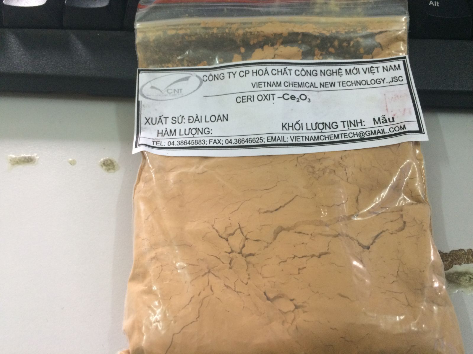 Ceri oxit - Ce2O3 - Bột mài kính - Đài Loan - CN - 25kg